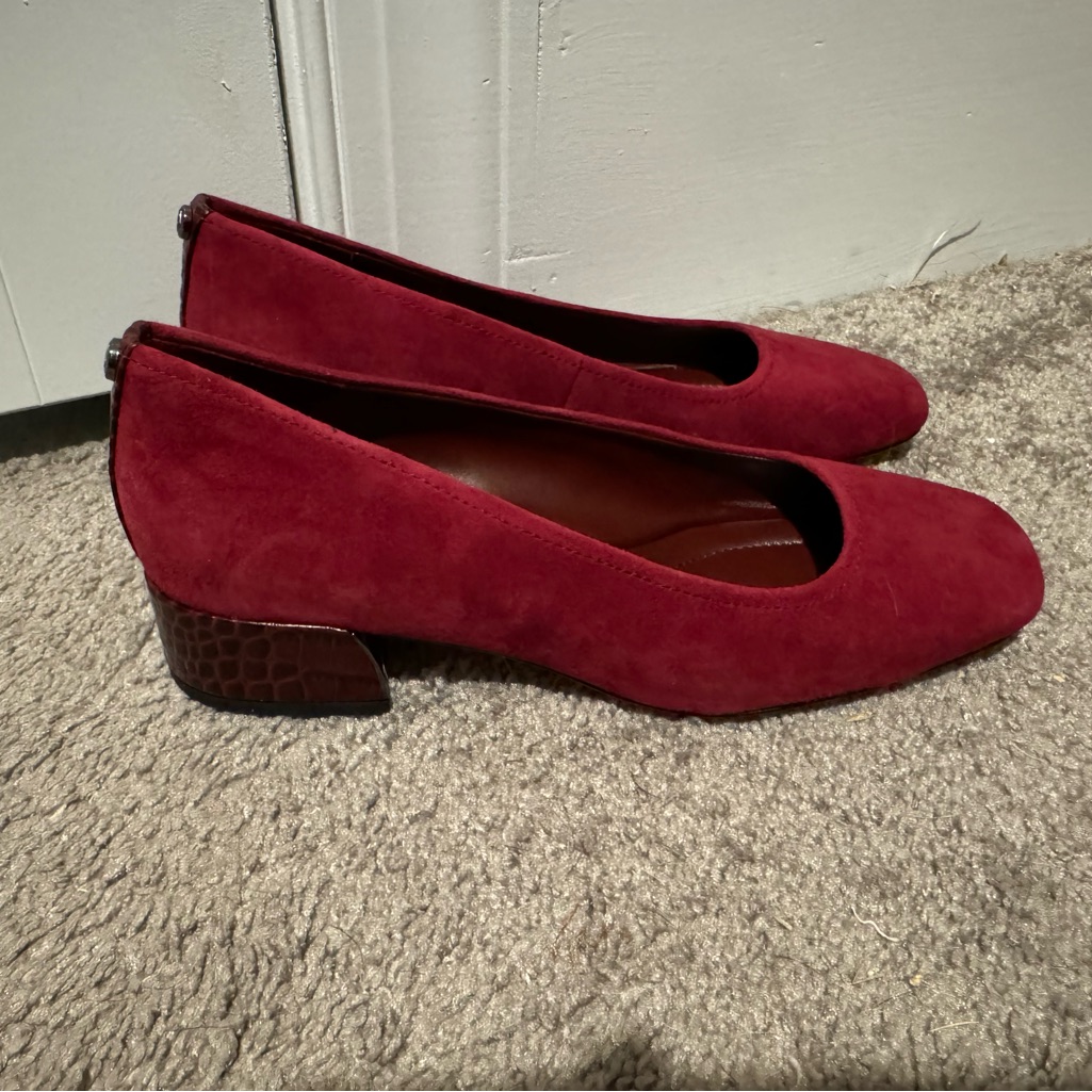 Stunning Donald Pliner Size 7 Bordeaux Red Suede Drew Slip On Shoes Women New